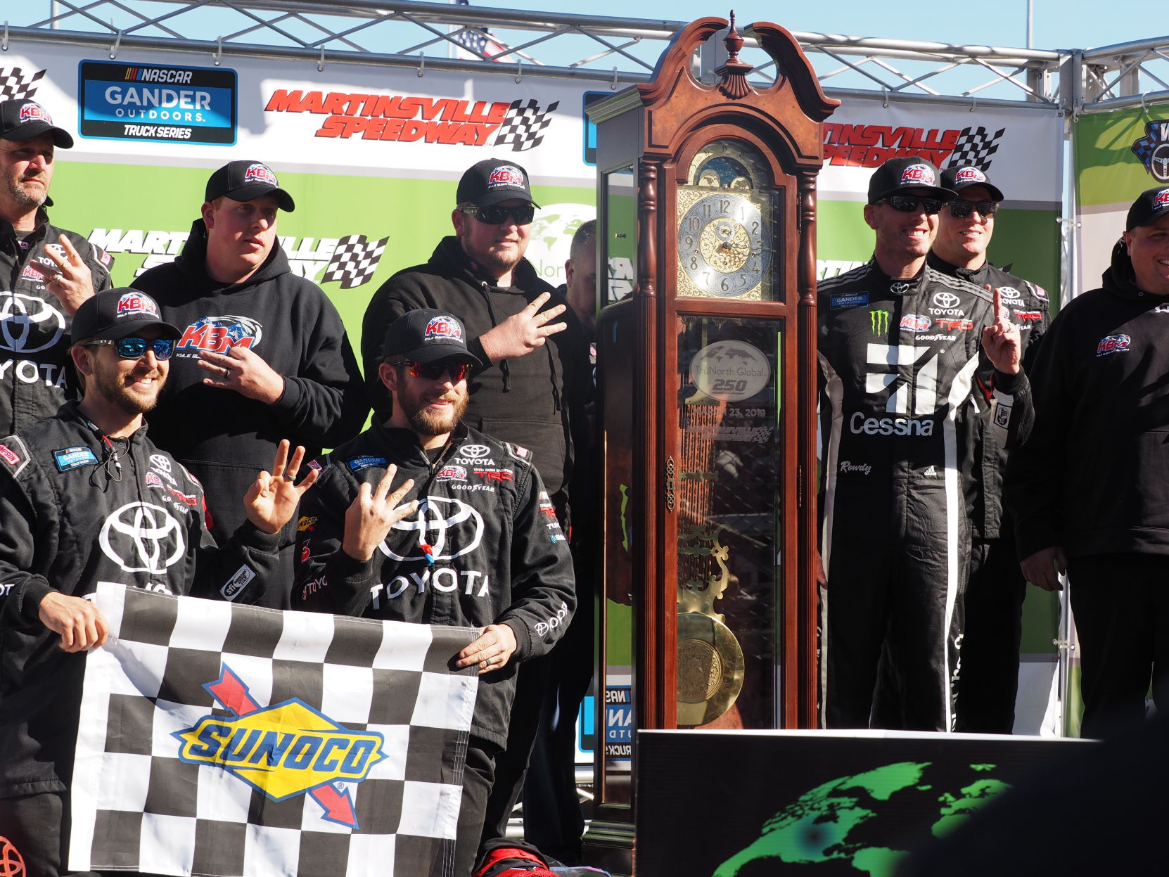 Martinsville Truck Races Kyle Busch No. 201.JPG